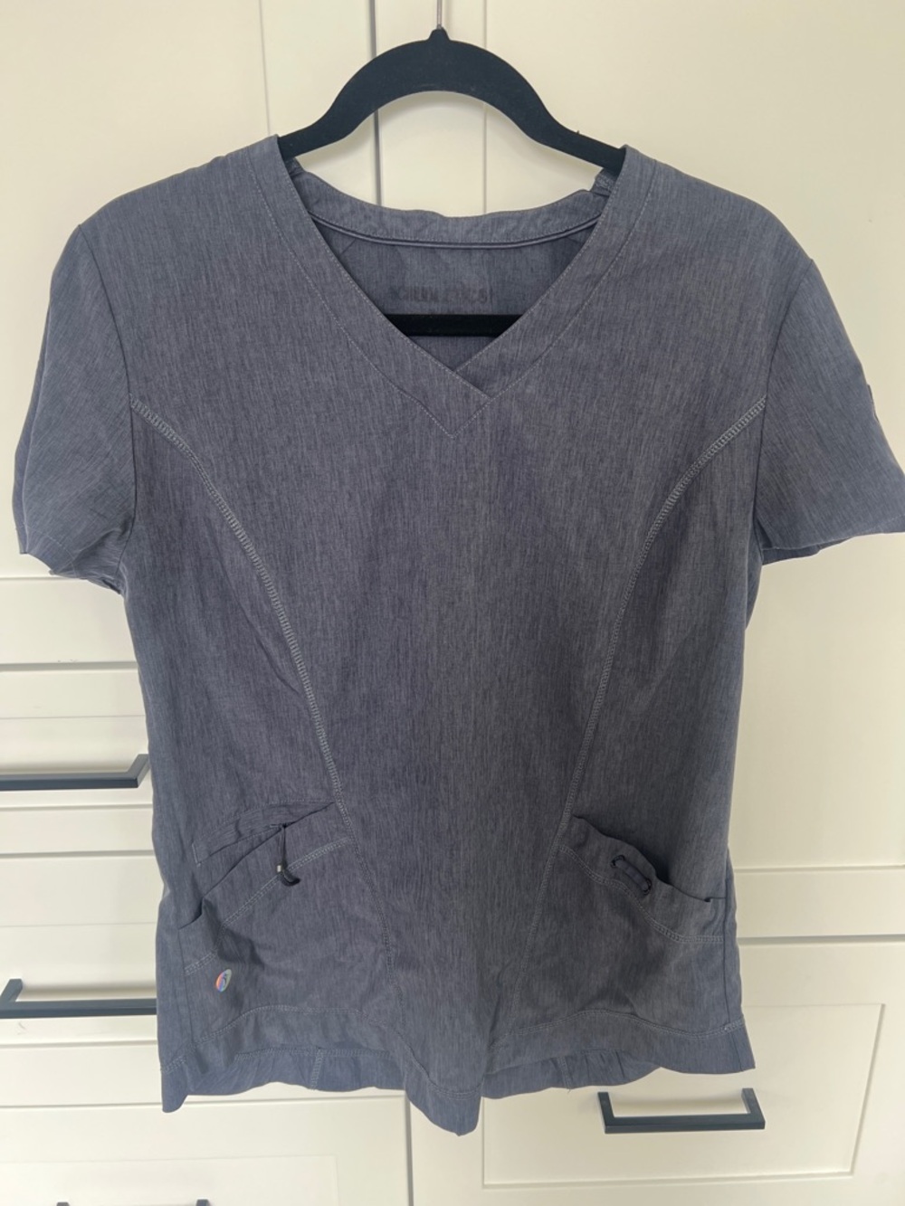 Women’s Gray V-Neck Scrub Top -